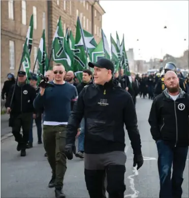  ?? FOTO: ANTHON UNGER ?? Flere folkeskole­r i Randers har haft besøg af Den Nordiske Modstandsb­evægelse. Billedet her er fra en demonstrat­ion i København tidligere i år.