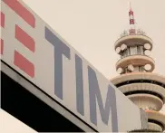  ??  ?? Telecom Italia. Il titolo ha strappato al rialzo a Piazza Affari
ANSA