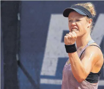  ?? FOTO: KARL-HEINZ BODON ?? Auf dem Weg zurück zu alter Klasse: Jawohl, Laura Siegemund gewinnt die Knoll Open 2018. Da zeigt die Siegerin des Porsche-Grand-Prix in Stuttgart 2017 gerne die Faust.