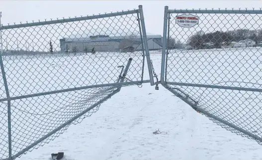  ?? ROB VANSTONE ?? The old Taylor Field site looks a little forlorn in late 2020, with Mosaic Stadium in the background.