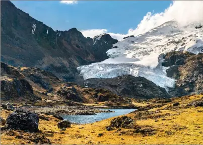  ?? Leonid Andronov/Dreamstime/TNS ?? Glacier at the Huaytapall­ana mountain range in Huancayo Junin, Peru. Given current warming trends, the planet’s glaciers are on track to lose at least a quarter of their mass by 2100.