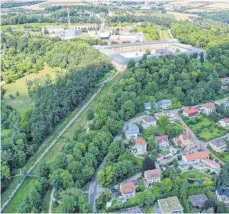  ?? FOTO: KAYA ?? Der Festungsgr­aben: Kommt hier eine Seilbahn oder nur ein Weg?