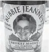  ??  ?? Jeanne Schlossber­g’s face decorated the labels on the cooking sauce she created.