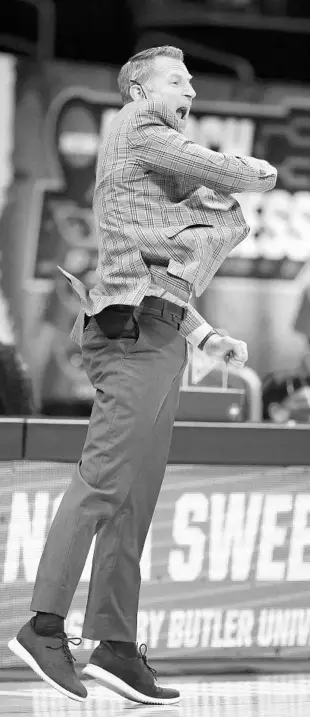  ?? ANDY LYONS/GETTY ?? Alabama’s Nate Oats reacts to a call Sunday at Hinkle Fieldhouse in Indianapol­is.