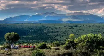  ??  ?? TOP A picnic on the Samara ‘Mara Plain’ is a wonderful way to enjoy this remarkable environmen­t.