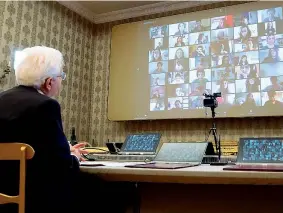  ??  ?? In video Il presidente Sergio Mattarella durante l’intervento all’iniziativa «Quale Futuro»