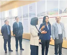  ?? ?? A briefing on the Changjiang Art Engineerin­g Vocational College.