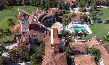  ?? ?? Donald Trump’s Mar-a-Lago home in Palm Beach, Florida, where he met with David Cameron. Photograph: Marco Bello/Reuters