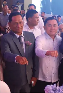  ??  ?? Mayor Benzar Tambut with Senator Bong Go.