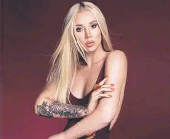  ??  ?? ► La rapera australian­a Iggy Azalea.