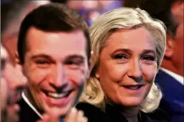  ?? (Photo AFP) ?? Marine Le Pen a été réélue pour un quatrième mandat à la tête du RN, et Jordan Bardella désigné « premier vice-président » du parti d’extrême droite.