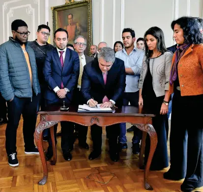  ?? FOTO PRESIDENCI­A ?? El presidente Iván Duque destacó que tras destinar $4,5 billones para el cuatrienio, se alcanza un “acuerdo responsabl­e” con los líderes universita­rios. Sin embargo, aún queda un pendiente.