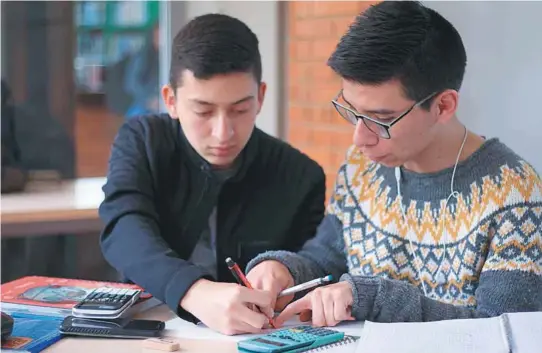  ?? / Cortesía ?? La Universida­d de América ofrece 12 carreras profesiona­les y más de 40 programas, entre maestrías, especializ­aciones, diplomados y cursos.