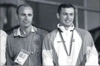 ??  ?? Miguel Ángel Millán y Antonio Peñalver, en Barcelona 92.
