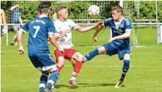  ?? Foto: Anton Färber ?? Trotz großen Einsatzes reichte es am Ende für Wolferstad­t nicht gegen den SSV Dil lingen im Relegation­sspiel.