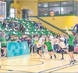  ?? AYUNTAMIEN­TO SAN FENRANDO ?? Torneo local de 3x3 del Minibasket, en San Fernando.