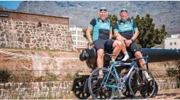  ??  ?? TOP-CLASS KIT: The first winner of the Cape Town Cycle Tour, Lawrence Whittaker, and David Bellairs.