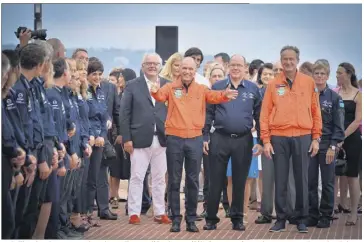  ?? (Photo Michaël Alési) ?? En juillet dernier, autour du prince Albert II, l’équipe a célébré son succès sur les terrasses du Yacht-club.