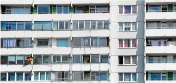  ?? Archivfoto: Ulrich Wagner ?? Der Wohnungsma­rkt ist auch in Augsburg angespannt. Wie hoch Mieten sein dürfen, können Mieter und Vermieter künftig am Mietspiege­l ablesen. Doch das Zahlenwerk ist umstritten.