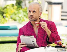  ??  ?? Victim: Édgar Ramírez as the fashion designer in ‘The Assassinat­ion of Gianni Versace’