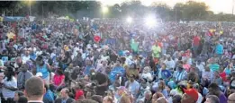  ?? JOE BURBANK/ORLANDO SENTINEL ?? The crowd jams Fort Mellon Park in downtown Sanford, on March 21, 2012, to rally for Trayvon Martin.