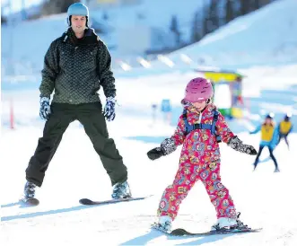  ?? RYAN MCLEOD ?? Jason Kardas watches 5-year-old daughter Aila work on her skills at Canada Olympic Park on Friday.