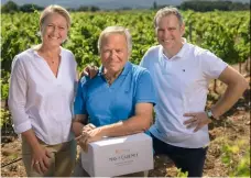  ??  ?? Le rosé de la famille Négrel (Mas de Cadenet) a conquis les chefs provençaux.