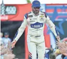  ??  ?? Jimmie Johnson is three points below the cutoff line for making NASCAR’s final four. JASEN VINLOVE, USA TODAY SPORTS