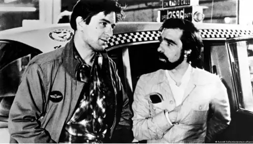  ?? ?? Scorsese (right) with Robert De Niro on the set of 'Taxi Driver'