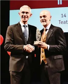  ?? GETTY ?? Stefano Pioli ritira il premio “Sport Civiltà” a Parma