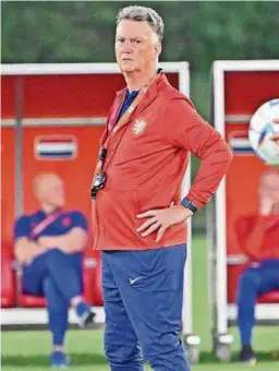  ?? ?? kLouis van Gaal, selecciona­dor de Países Bajos, en uno de los entrenamie­ntos.