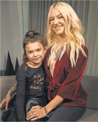  ?? ROBERT DEUTSCH, USA TODAY ?? Brooklynn Prince, 7, was plucked from a casting call; Bria Vinaite, 24, was chosen after the film’s director scrolled through Instagram looking for character inspiratio­n.