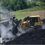  ?? LAUREN A. LITTLE - MEDIANEWS GROUP PHOTO ?? The Rolling Hills Landfill in eastern Berks County takes in trash and ash from Delaware County.