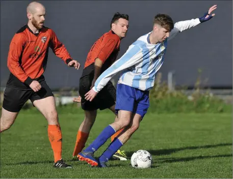  ??  ?? Ronan O’Grady of Glenview with possession.