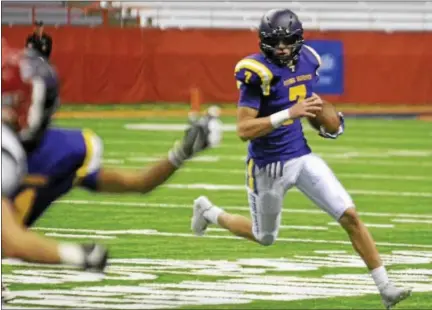  ?? DAVID M. JOHNSON - DJOHNSON@DIGITALFIR­STMEDIA.COM ?? Troy’s Joe Casale runs with the ball during in the NYSPHSAA Class AA Championsh­ip Nov. 26at the Carrier Dome in Syracuse. Casale is one of three local products to take advantage of the early signing period Wednesday.