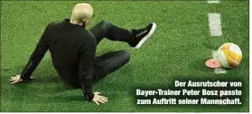  ??  ?? Der Ausrutsche­r von Bayer-Trainer Peter Bosz passte zum Auftritt seiner Mannschaft.