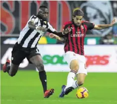  ?? GETTY ?? RicardoRod­riguez (r.) feiert mit Milan den 3. Sieg innert 7 Tagen. Wie schon unter der Woche im Cup: Nahm in Leverkusen (4:1) auf der Ersatzbank Platz und blieb dort.