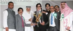  ??  ?? Sanjay Khan and his son actor Zayed Khan and other officials at the Dunes Internatio­nal School, Alkhobar, event.