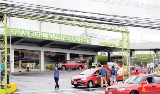  ?? ALBERT MARÍN. ?? Esta es la terminal de buses Los Caribeños, la cual se encuentra ubicada en barrio Tournón.