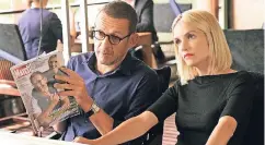  ??  ?? Dany Boon und Laurence Arné in „Die Sch’tis in Paris“.