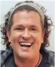  ?? CARLOS VIVES ??