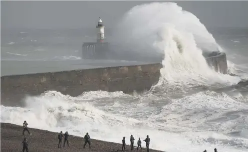  ?? PICTURE: DAN KITWOOD ?? 0 Storm Francis closed the summer season – the first new season storm will be named Aiden