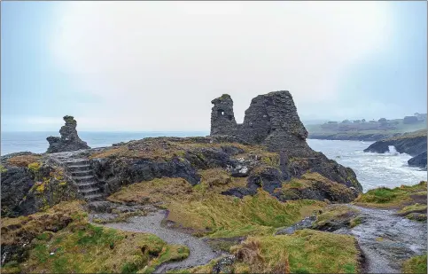  ??  ?? Black Castle, Wicklow Head.