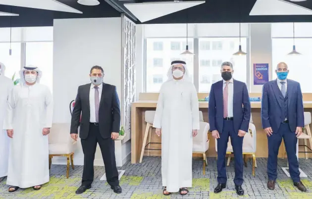  ??  ?? ↑ Saeed Mohammed Al Tayer (centre), Ahmed Auda (second from right) and other officials during the meeting.