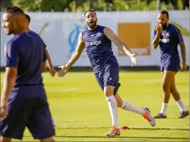  ?? (Photo AFP) ?? Le Fréjusien Adil Rami pourrait prendre place en défense.