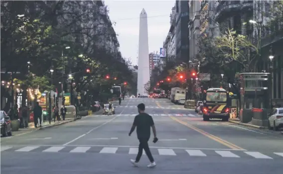  ?? ?? ►
Según los últimos datos que publican las autoridade­s argentinas, son 5.587 los chilenos estudiando en universida­des públicas de ese país.