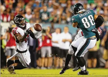  ?? MITCHELL LEFF / GETTY IMAGES ?? Falcons linebacker Deion Jones broke his foot in the season opener against the Eagles but expects to return from injured reserve in time for the Nov. 18 game against the Cowboys.