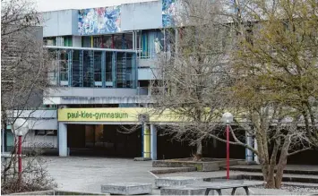  ?? Archivfoto: Marcus Merk ?? Das Paul Klee Gymnasium Gersthofen ist sanierungs­bedürftig. Der Ortsverban­d der Freien Wähler hat jetzt einen Neubau ins Ge spräch gebracht.