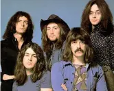  ??  ?? Ieri Da sinistra Blackmore, Gillan, Glover, Lord e Paice sulla cover di «Long Beach Arena 1971»
