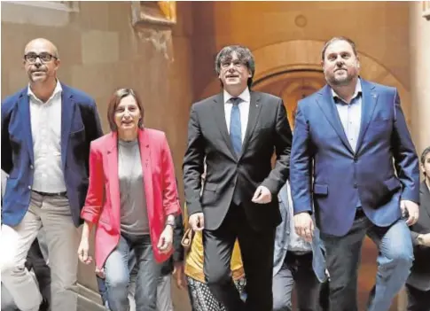  ?? // EFE ?? Buch, Forcadell, Puigdemont y Junqueras en un acto previo al referéndum ilegal del 1-O